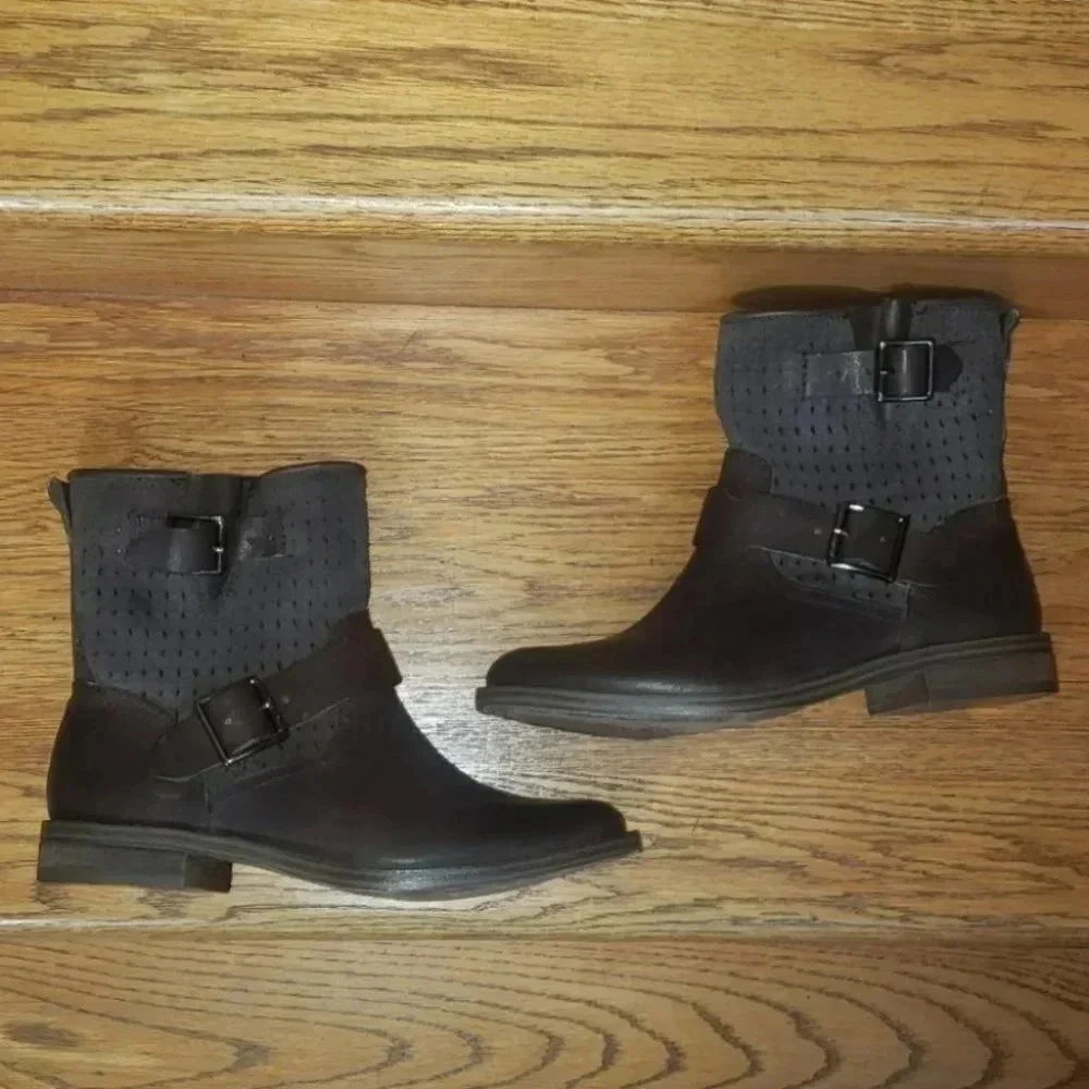 Vince Camuto Cahya 6M‎ brown leather woven ankle boots